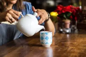 ¿Café o Té? ¿Cúal es mejor para tu salud y rendimiento? 3 café o té; descubre sus diferencias con Cafearte